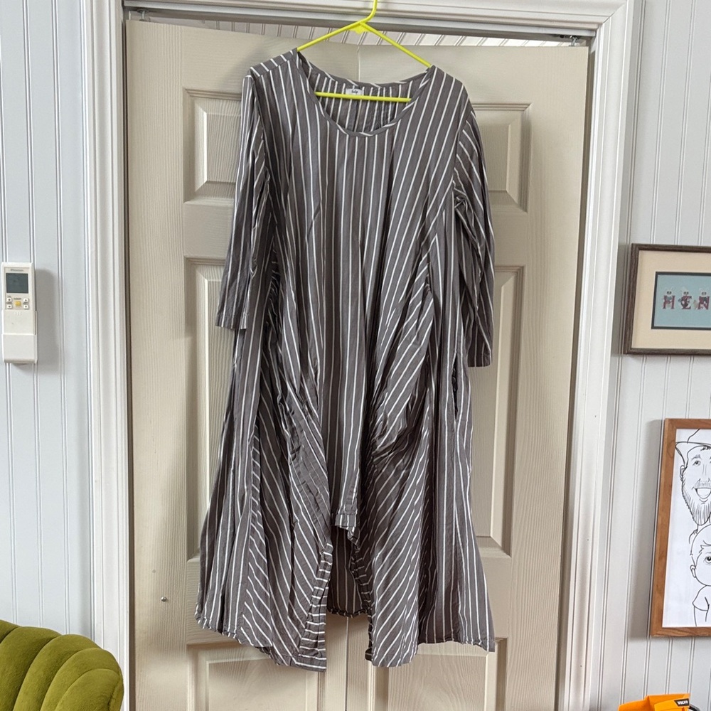 Tulip Striped Gray Dress